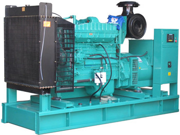 康明斯柴油發(fā)電機組300KW