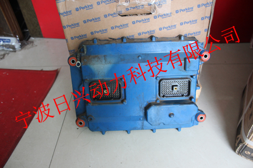 更換Perkins1204e-e44tta和1206e-e66ta柴油發(fā)動機ECM