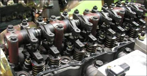 Perkins100柴油發(fā)動機搖臂總成120036691