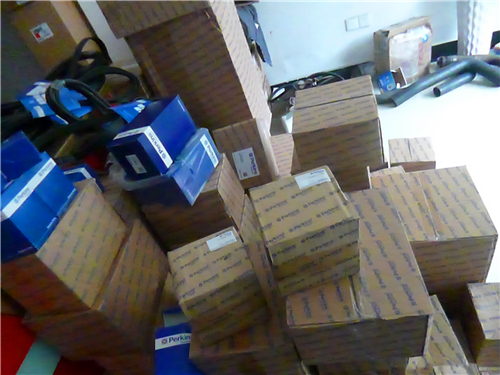 英國(guó)珀金斯柴油機(jī)配件曲軸