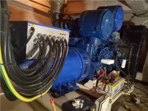 長興康明斯、勞斯萊斯、威爾信、奧林匹亞柴油發(fā)電機維修在哪?