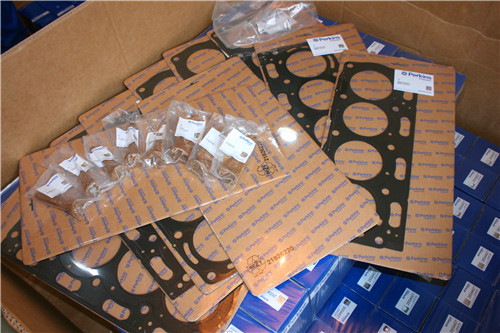 四缸珀金斯發(fā)動(dòng)機(jī)原廠啟動(dòng)馬達(dá)要多小錢？