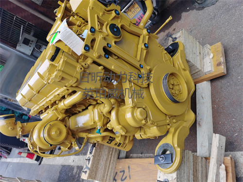 卡特挖掘機(jī)匹配的發(fā)動(dòng)機(jī)類型