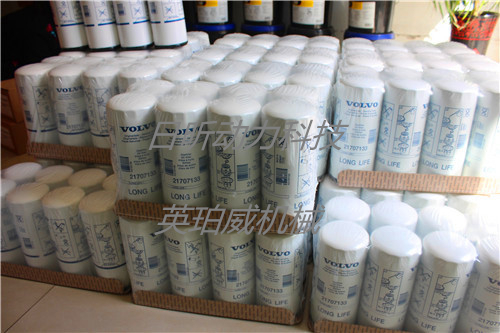 沃爾沃TAD733GE發(fā)電機(jī)柴油濾芯：性能、保養(yǎng)與更換全攻略