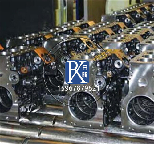 珀金斯404D - 22T發(fā)動機(jī)缸體帶增壓器：工業(yè)動力的核心擔(dān)當(dāng)